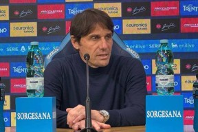 NGSPORTS-关于那不勒斯迎意甲关键赛；训练课后主帅复盘；态度坚定；身体对抗强度拉满的信息